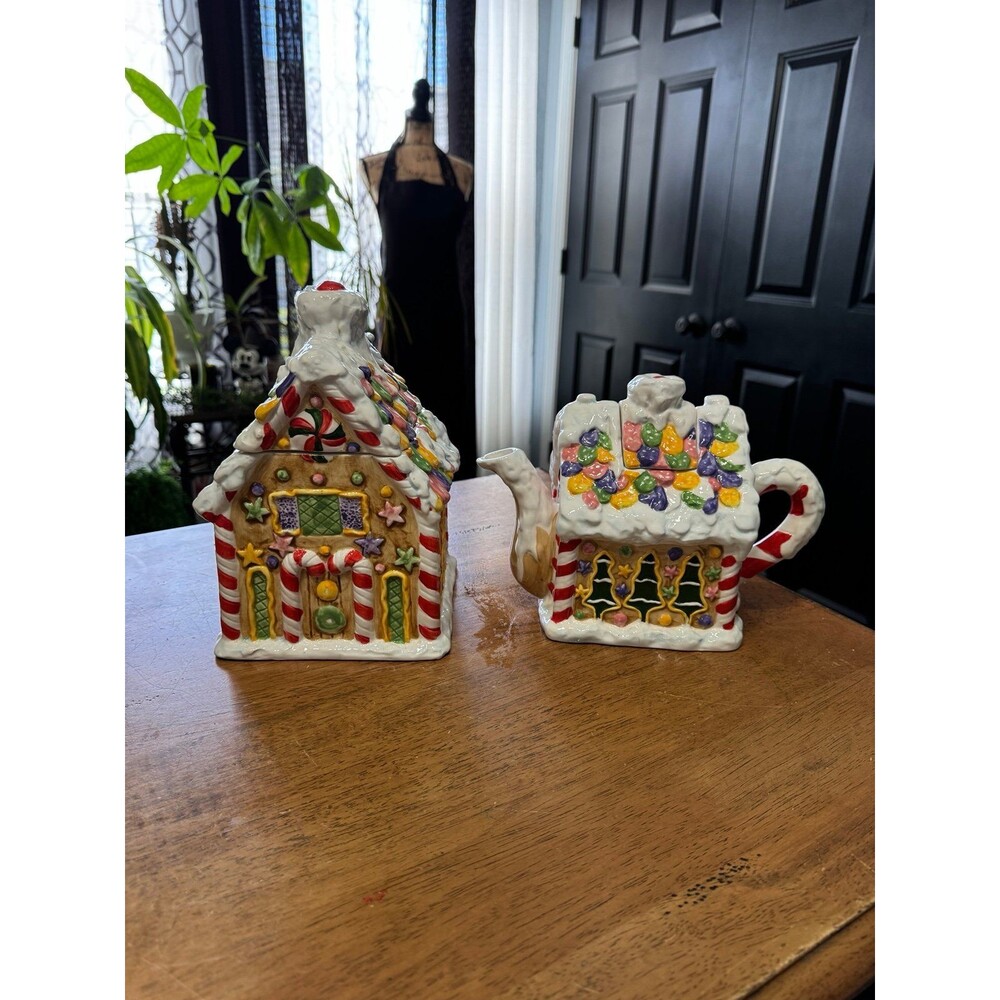 Christmas Gingerbread House collection, featuring a cookie jar and a teapot.